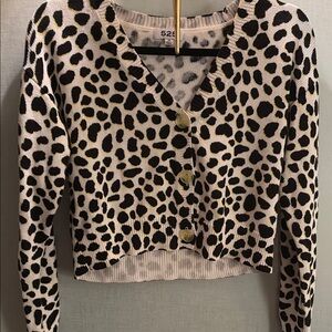 525 America Quality Leopard Print V-neck Cardigan